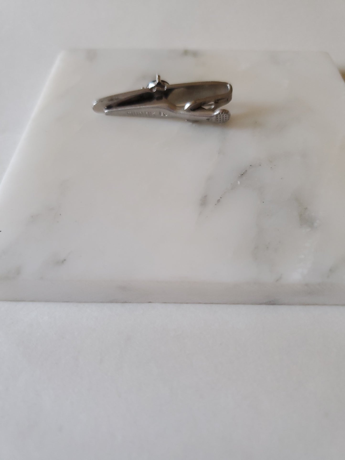 White Trim Tie Clip - Vedazzling Accessories