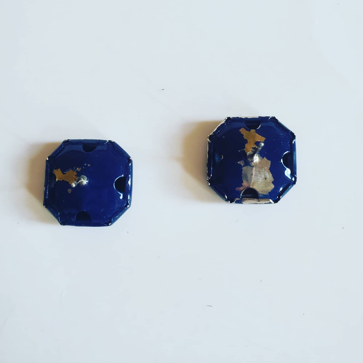Vintage Square Peg Earrings - Vedazzling Accessories