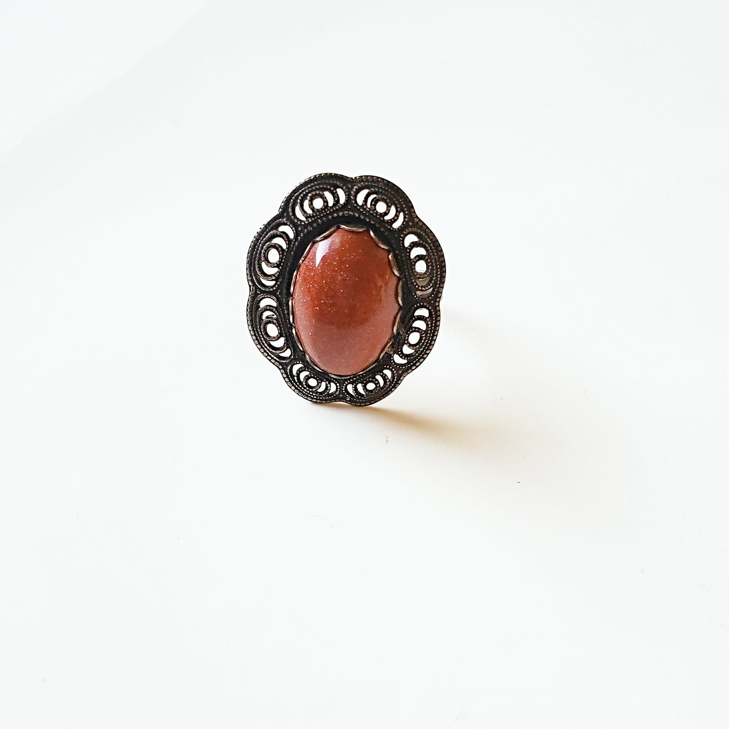 Vintage Circle Ramon Ring - Vedazzling Accessories