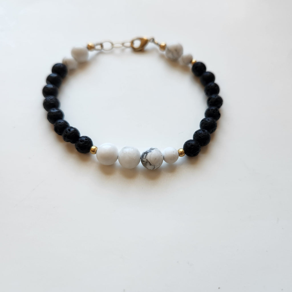 Les.bijoux.de.sandou Twa Howlite Bracelet - Vedazzling Accessories