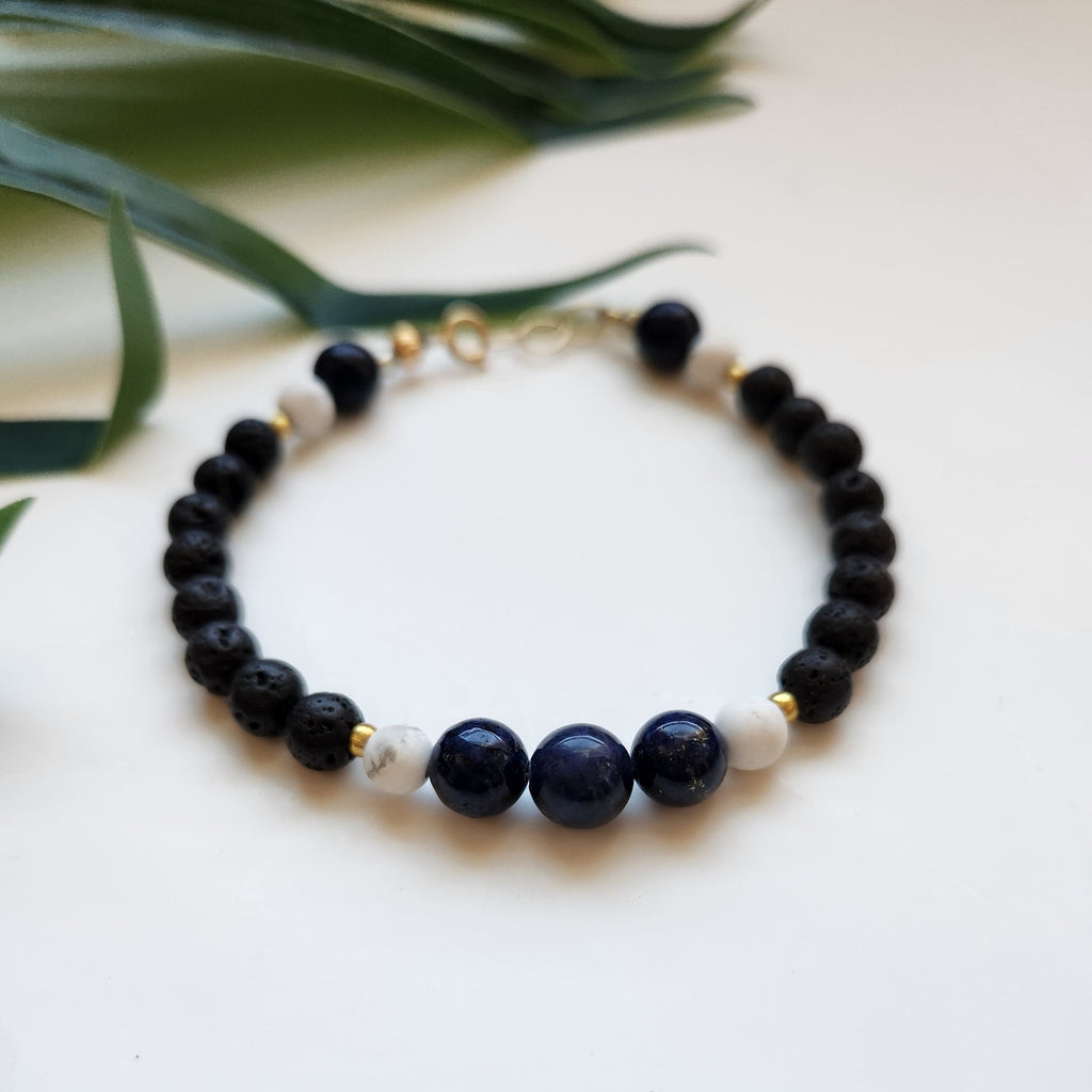 Les.bijoux.de.sandou Sapphire Howlite Bracelet - Vedazzling Accessories