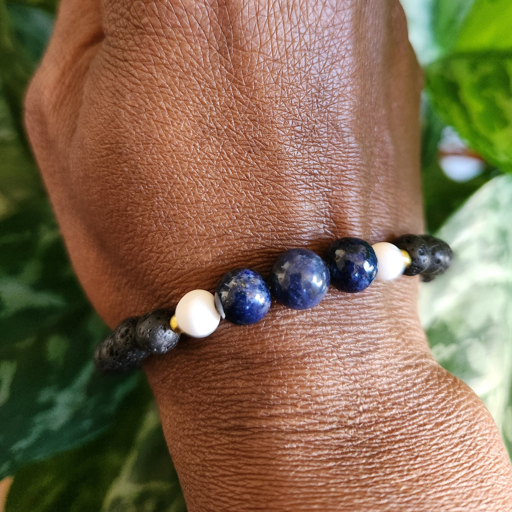 Les.bijoux.de.sandou Sapphire Howlite Bracelet - Vedazzling Accessories