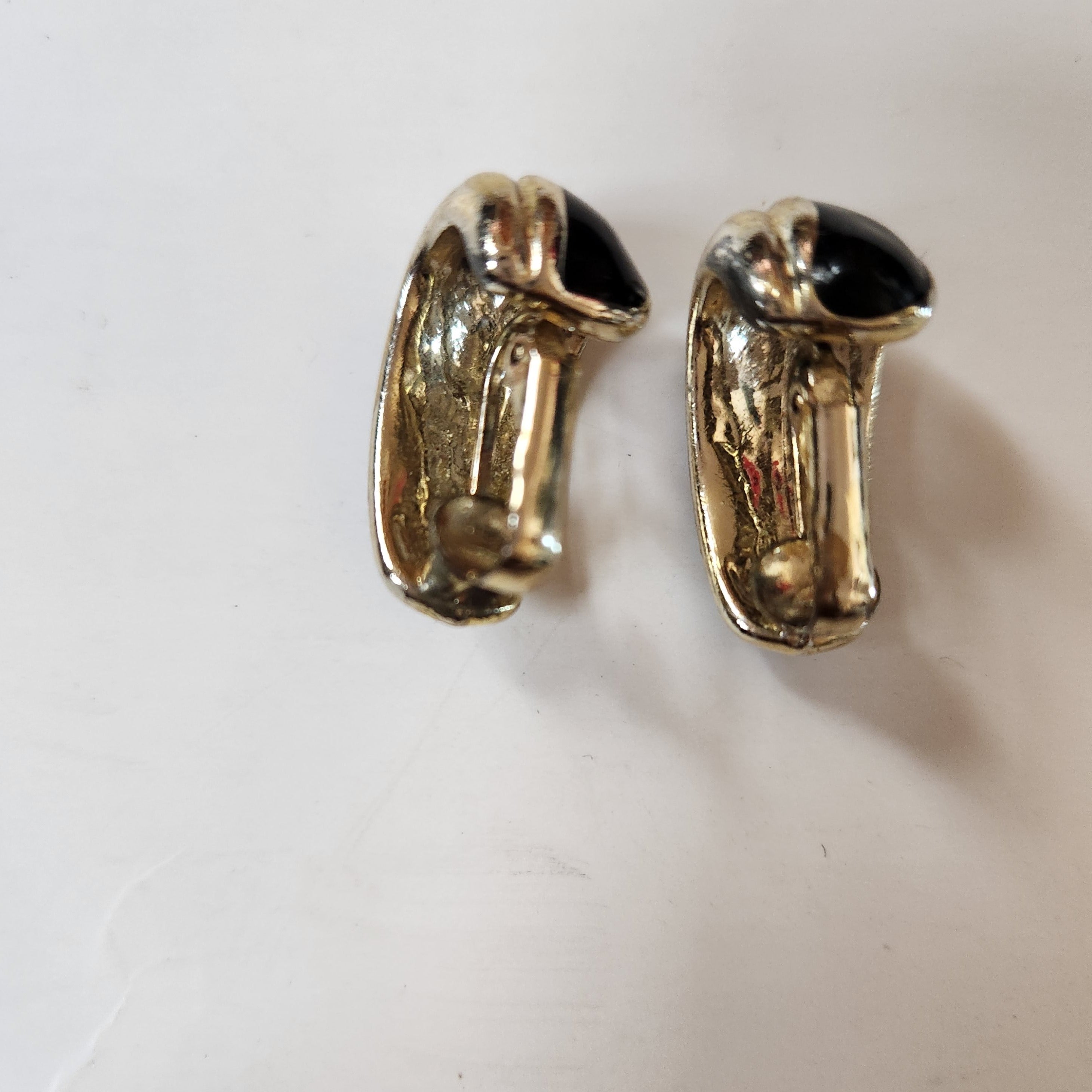 Vintage Black & White- Vedazzling Accessories