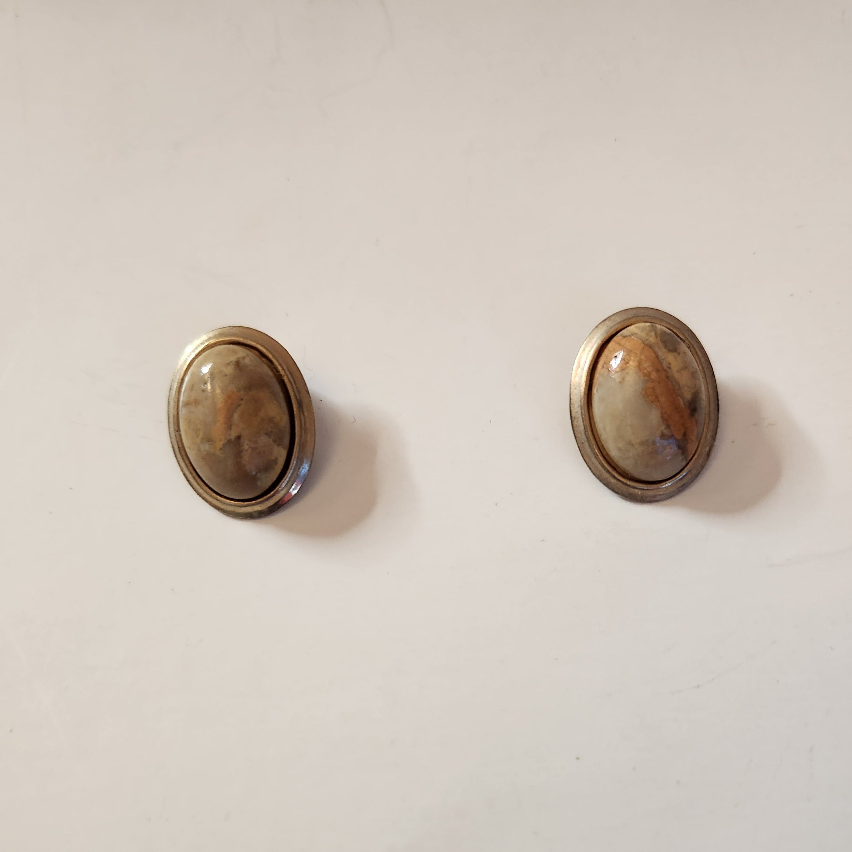 Vintage Gold Clip on vedazzle- Vedazzling Accessories