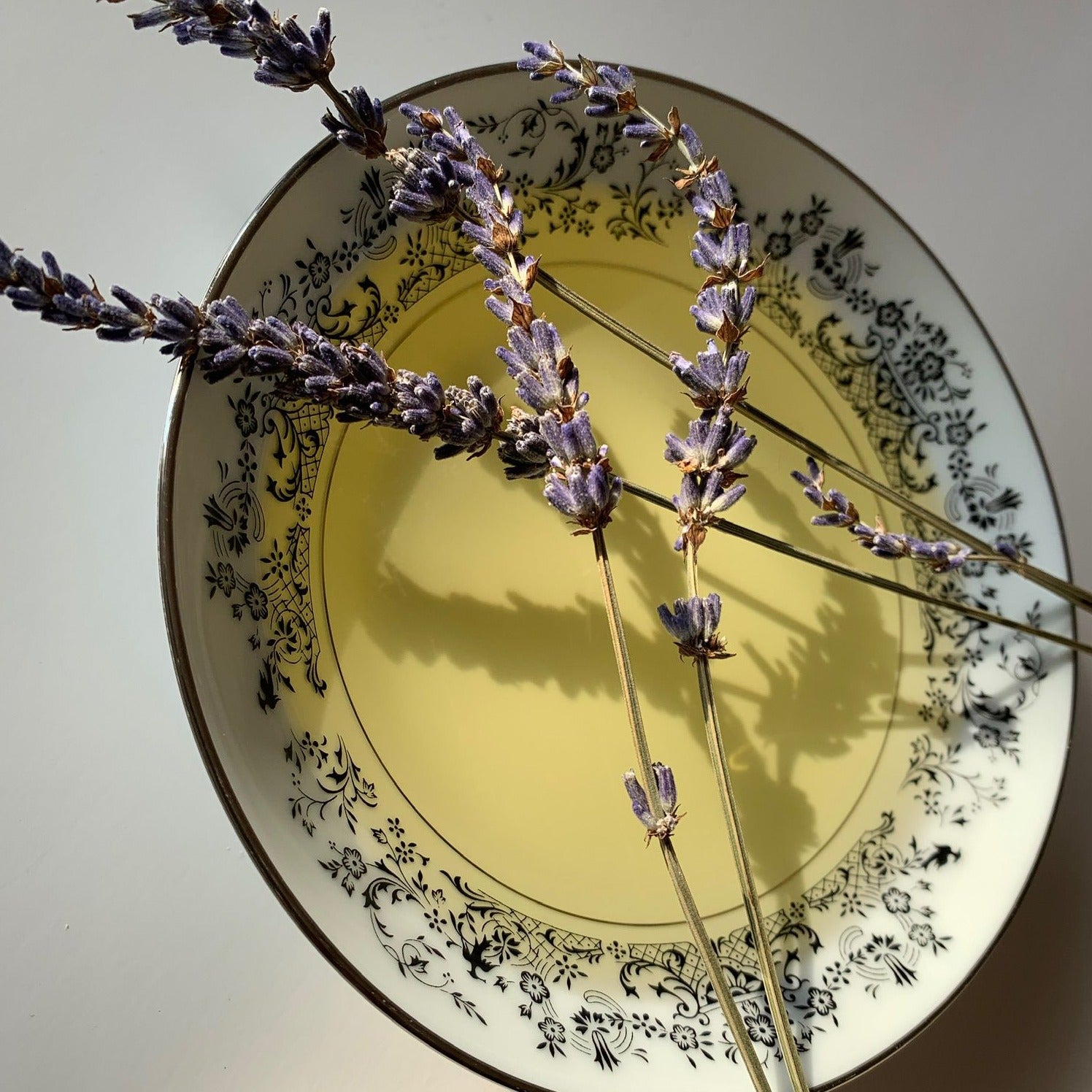 Lavender Body Oil by Sandrine Beauty- Vedazzling Accesories 