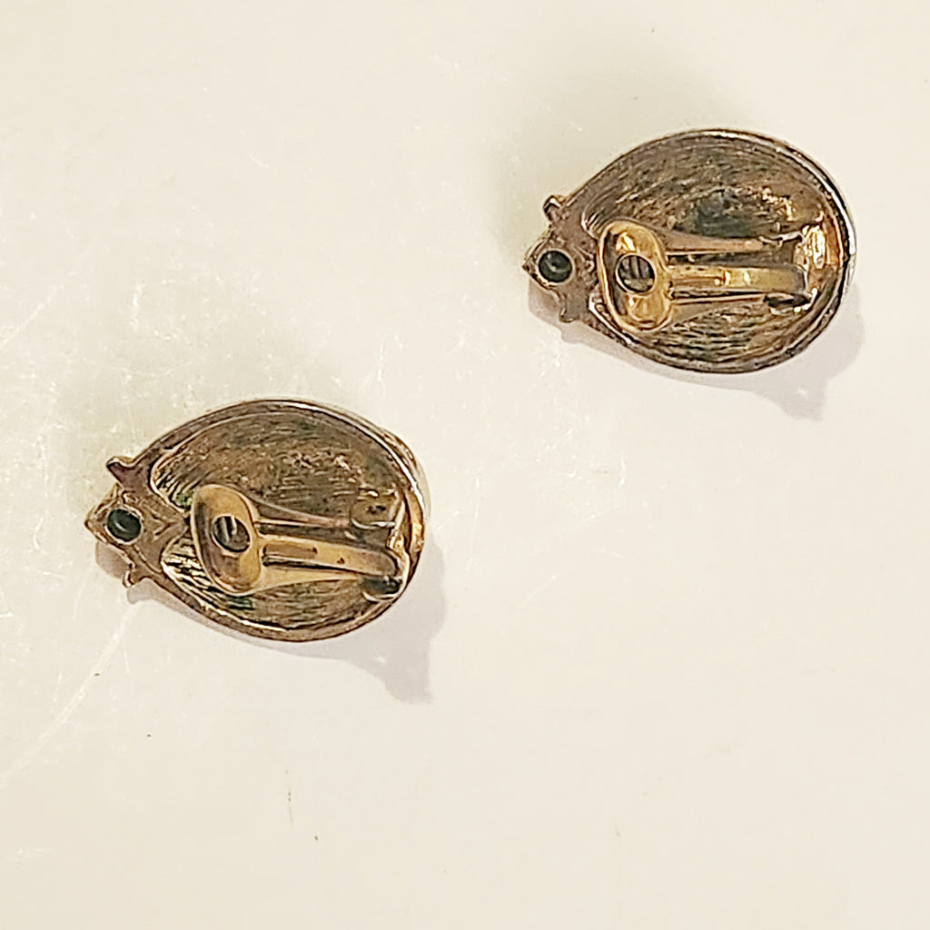 Vintage Pearlized Earrings- Vedazzling Accessories