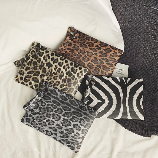 Vedazzling Handbag Fashion Women Leopard Clutch Bucket Bag Messenger Bag Ladies Leopard Zebra Leather Simple Crossbody Bag