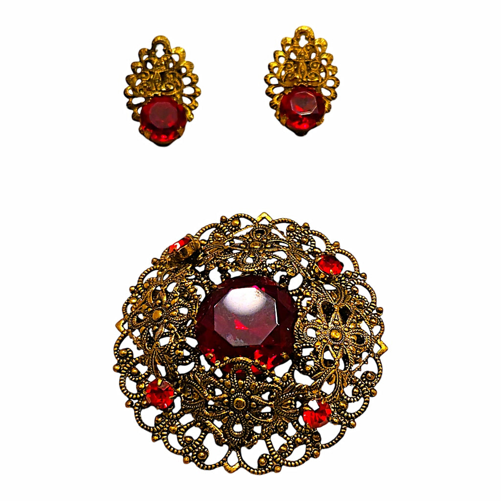 Vintage Vedazzling Ruby Red Earrings
