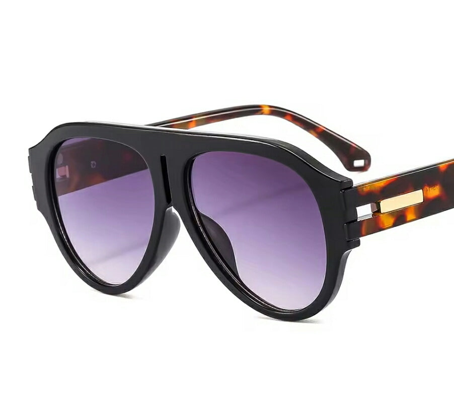 Vedazzling Sunnies Side Shades