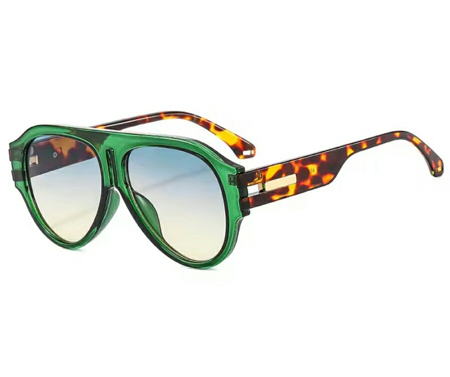 Vedazzling Sunnies Side Shades