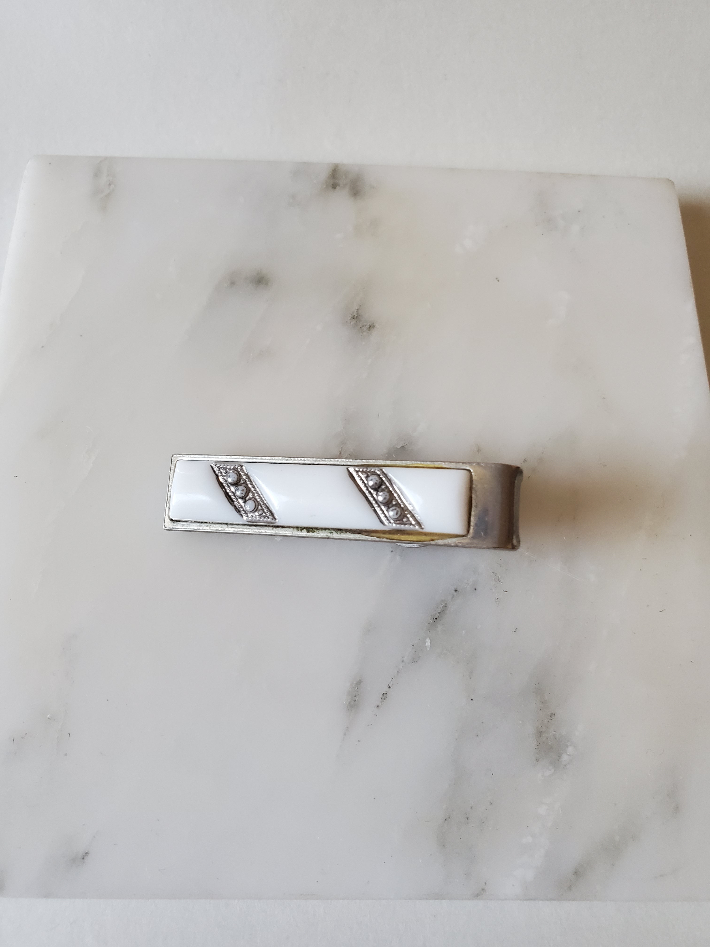 White Trim Tie Clip