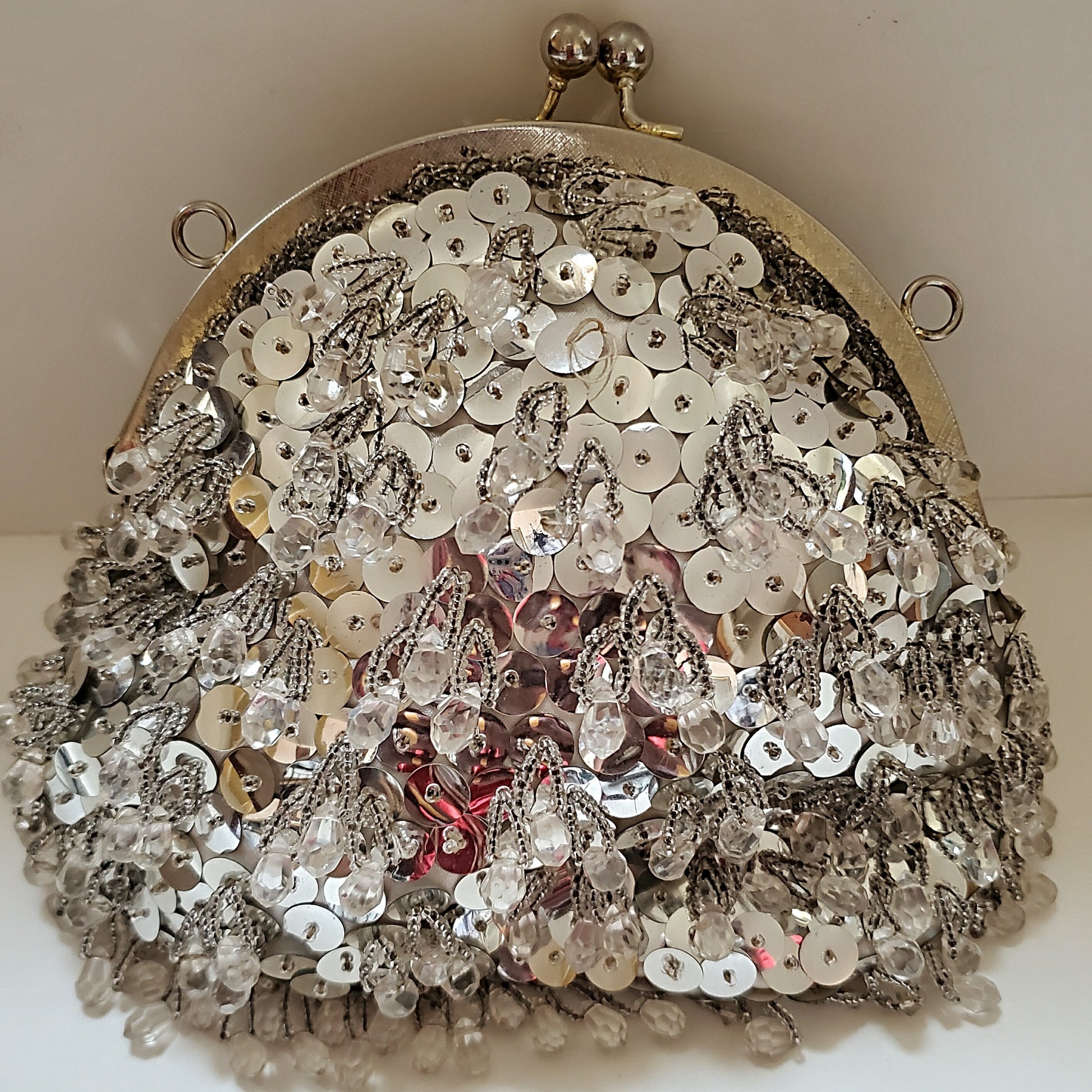 Vintage Shimmy Clutch Bag- Vedazzling Accessories