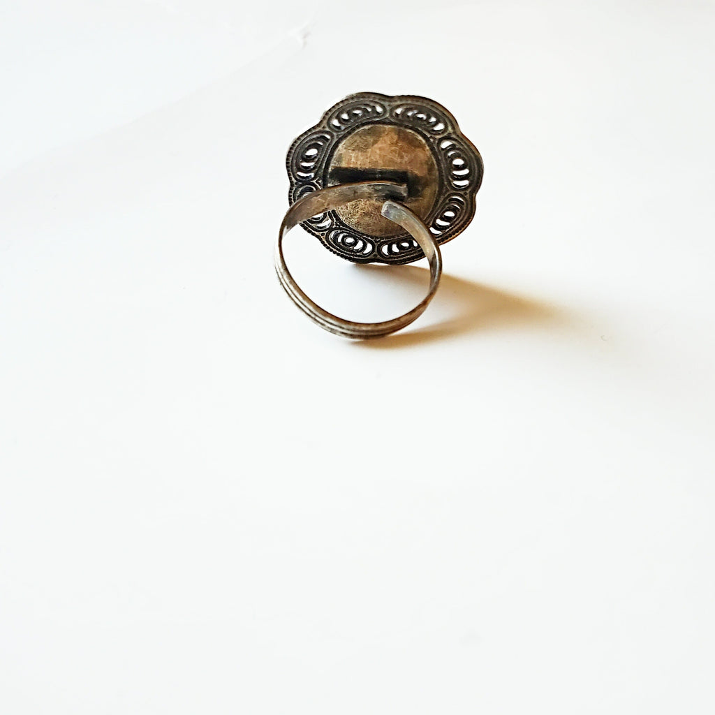 Vintage Circle Ramon Ring - Vedazzling Accessories